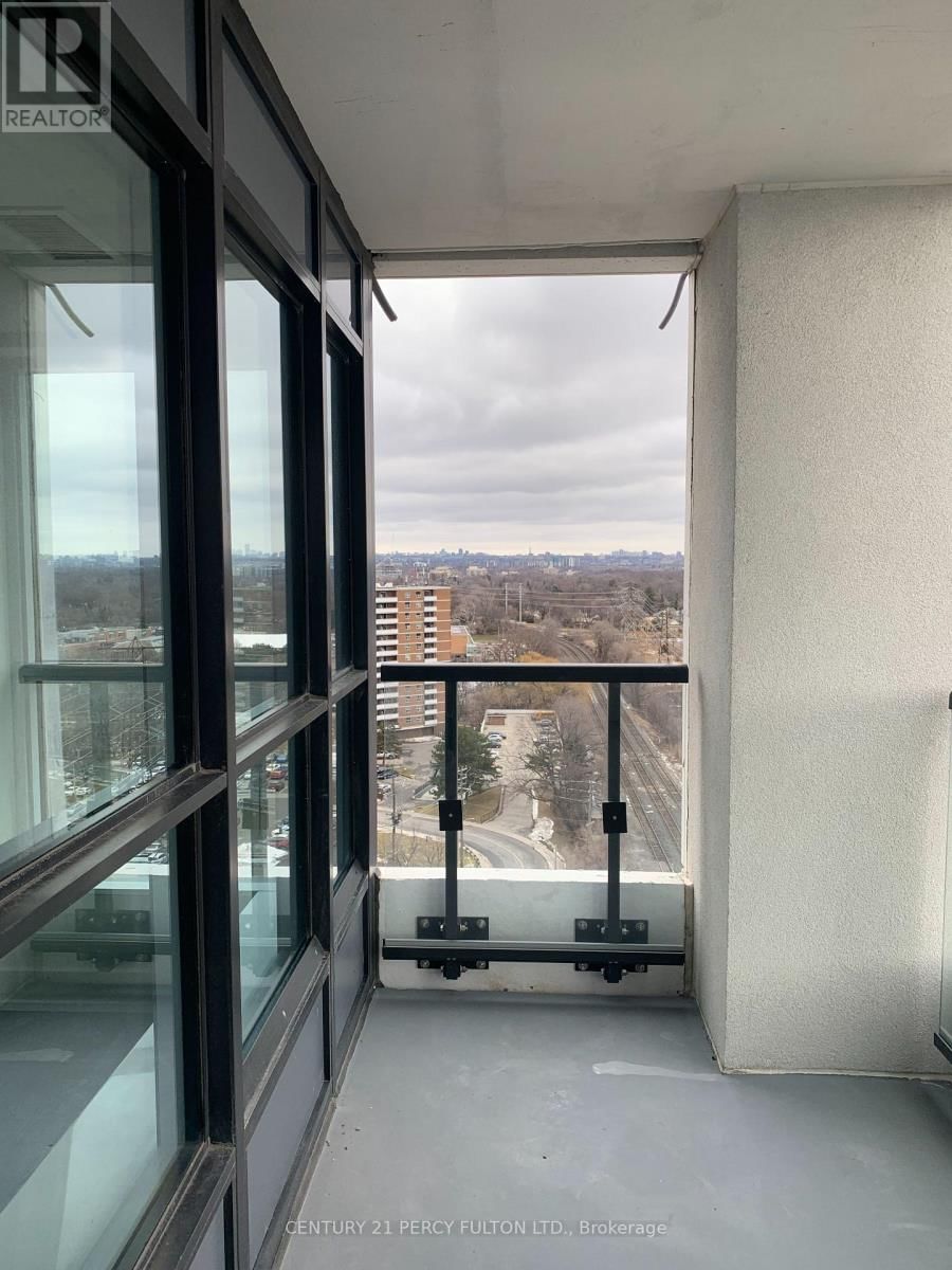 2508 - 7 MABELLE AVENUE Image 6