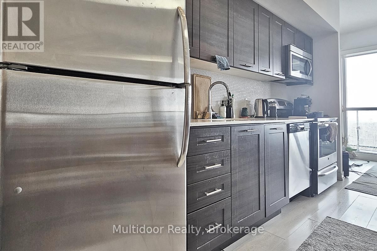 3410 - 2220 LAKESHORE BOULEVARD WEST Image 5