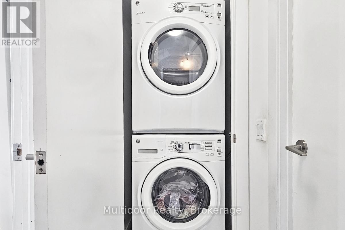 3410 - 2220 LAKESHORE BOULEVARD WEST Image 9