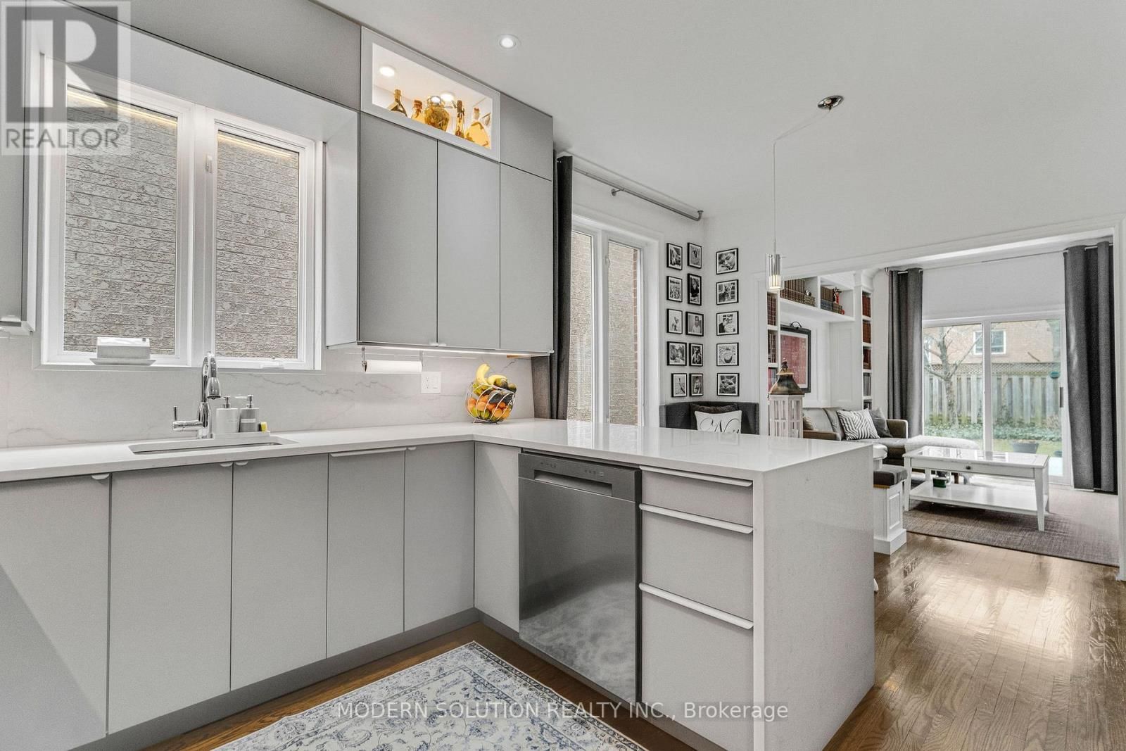 2312 FOXFIELD ROAD Image 15