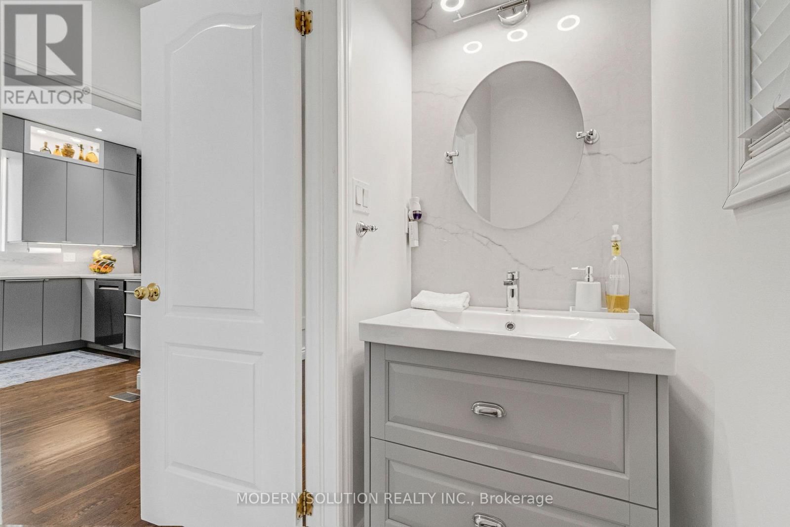 2312 FOXFIELD ROAD Image 16