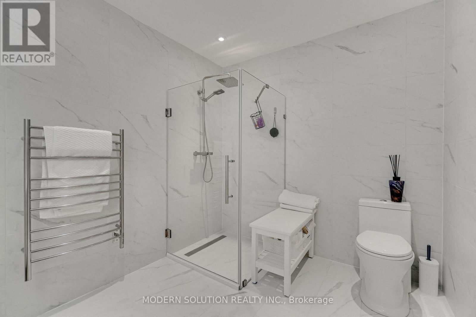 2312 FOXFIELD ROAD Image 23