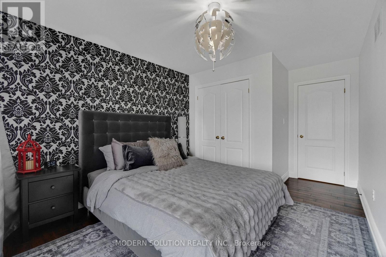 2312 FOXFIELD ROAD Image 27