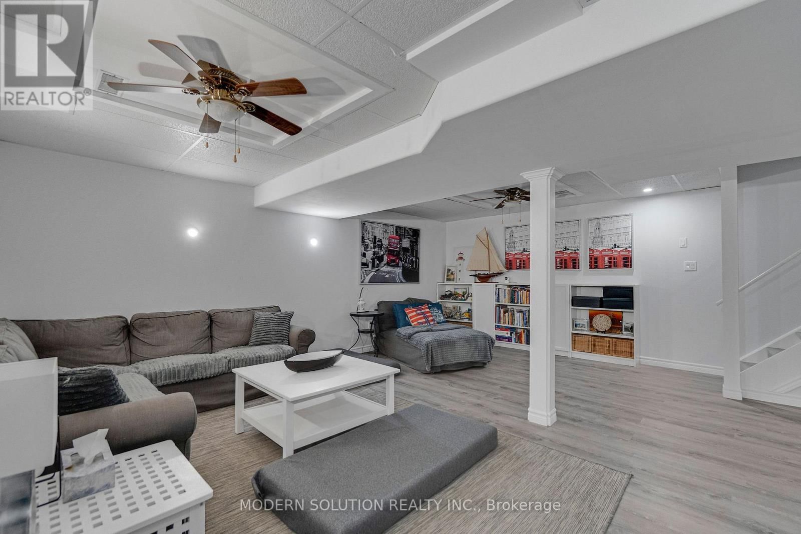 2312 FOXFIELD ROAD Image 34