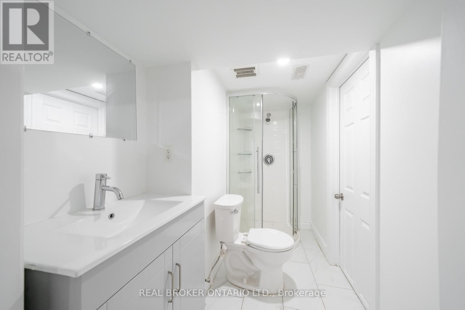 BSMT - 12 VILLA ROAD Image 9