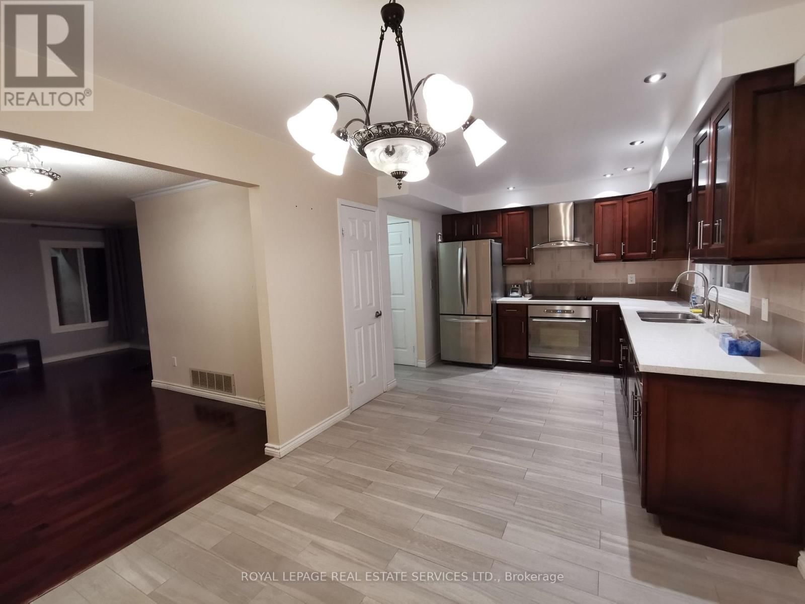 115 CLANSMAN TRAIL Image 9