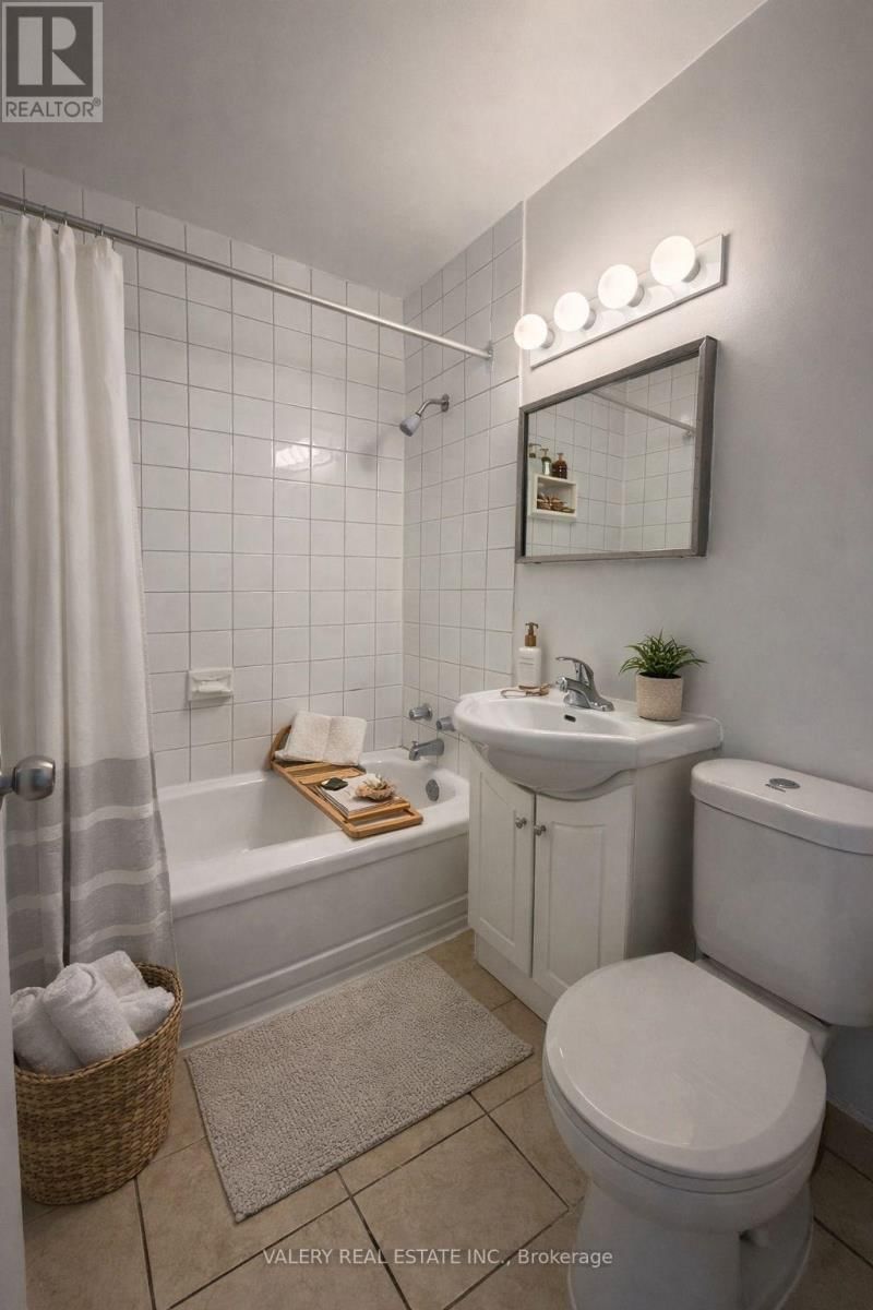 1506 - 890 JANE STREET Image 6