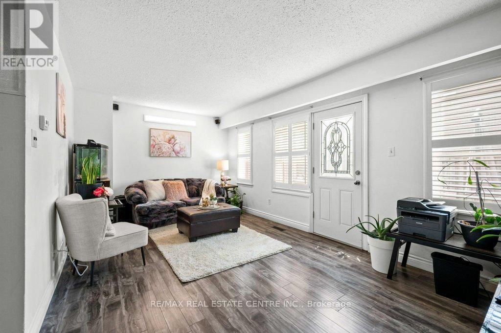 47 - 7255 DOOLEY DRIVE Image 6