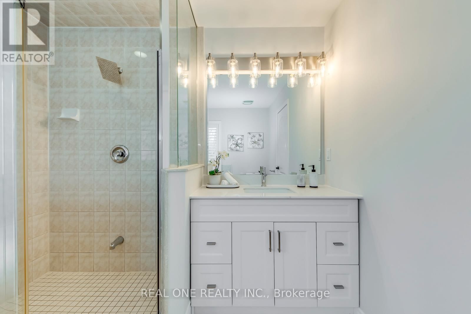 2326 ROCKINGHAM DRIVE Image 27