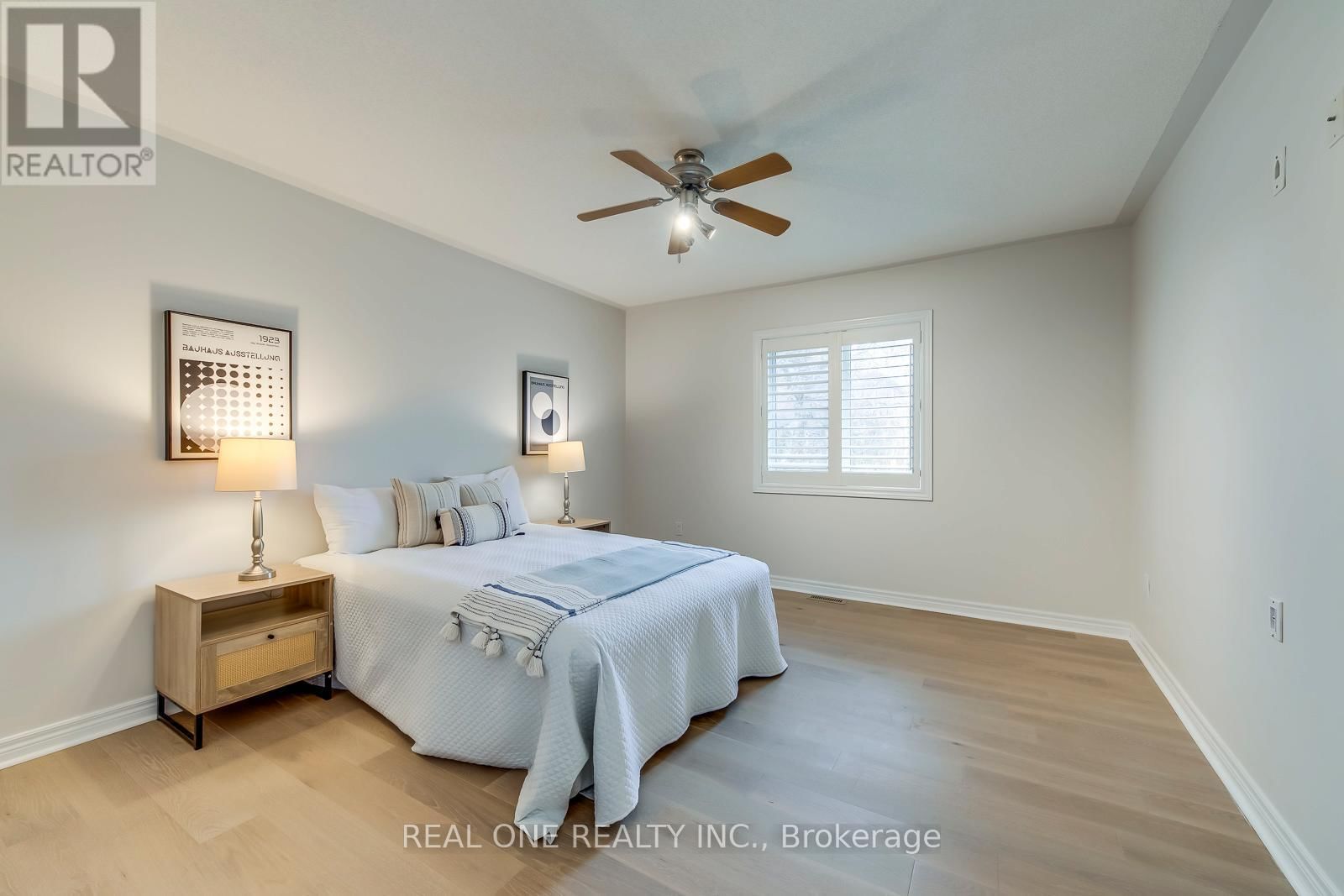 2326 ROCKINGHAM DRIVE Image 32