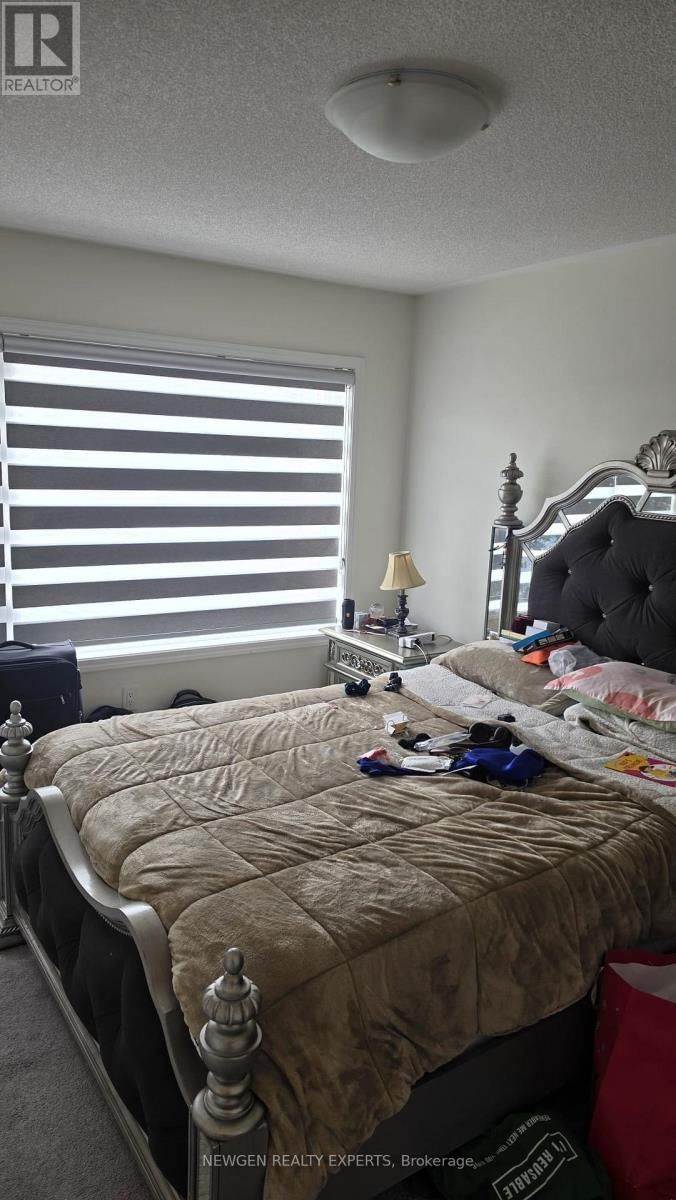 11 - 230 LAGERFELD DRIVE Image 13