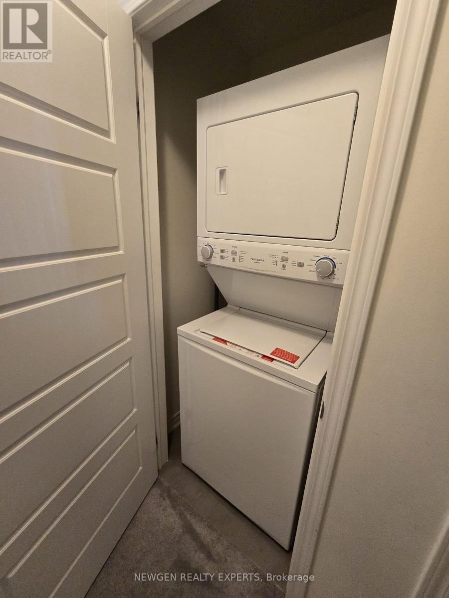 11 - 230 LAGERFELD DRIVE Image 6