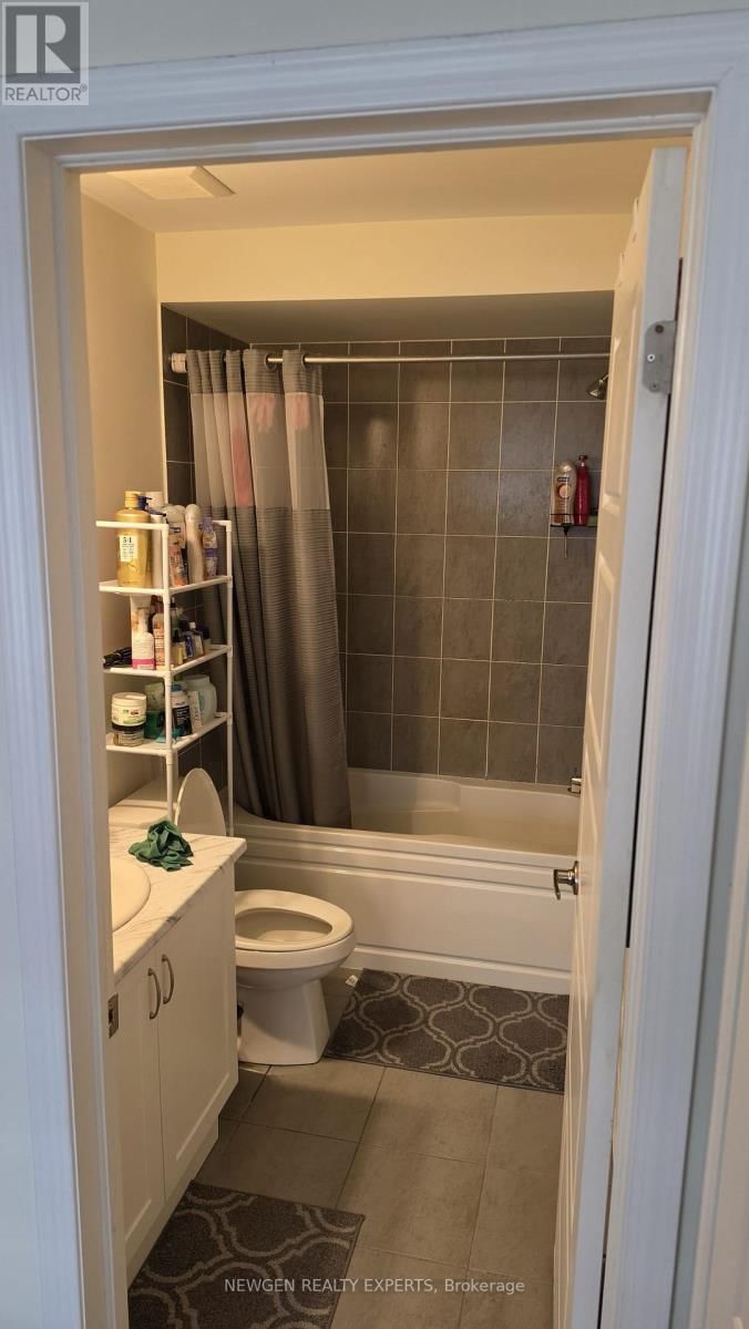 11 - 230 LAGERFELD DRIVE Image 7