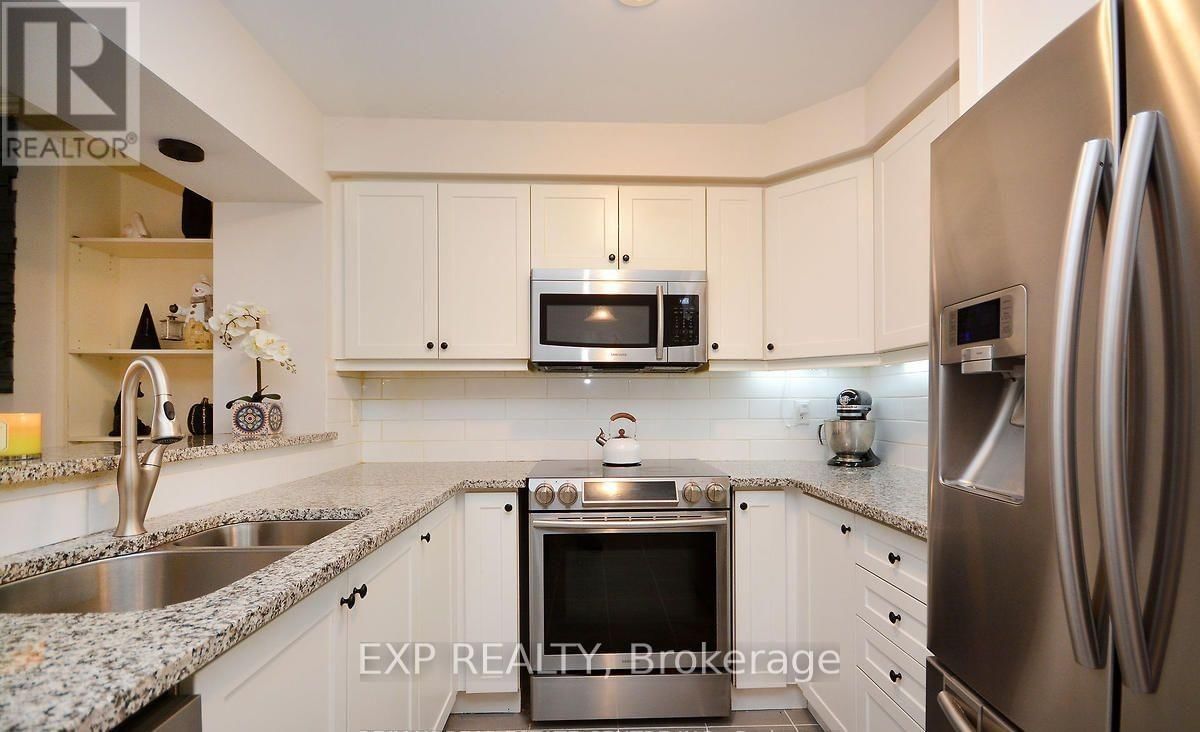 13 COLONEL FRANK CHING CRESCENT Image 10