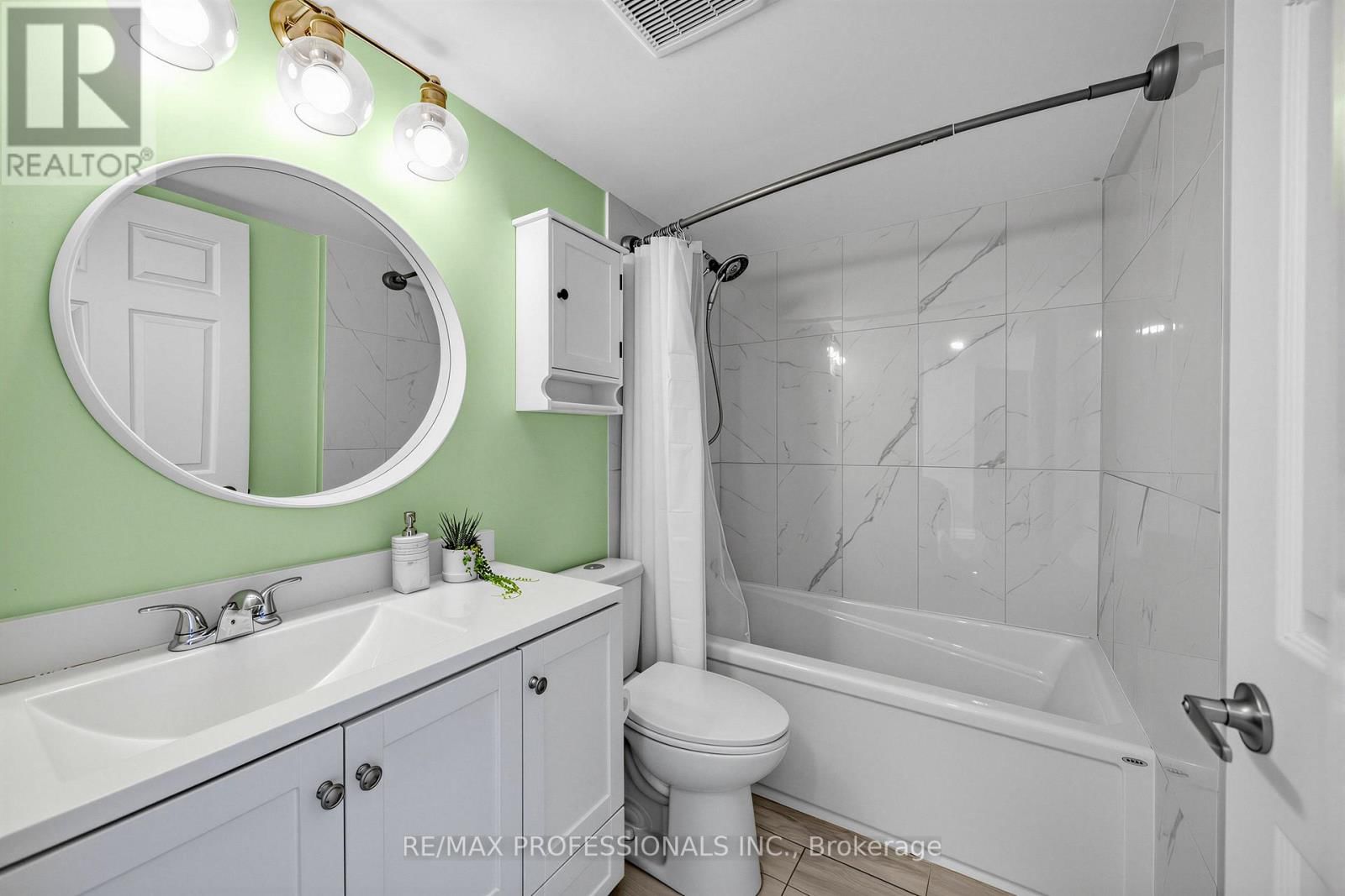 1410 - 50 KINGSBRIDGE GARDEN CIRCLE Image 19