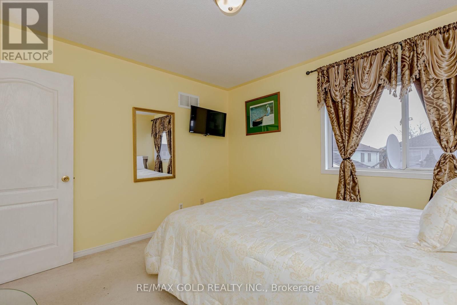 153 CORDGRASS CRESCENT Image 18