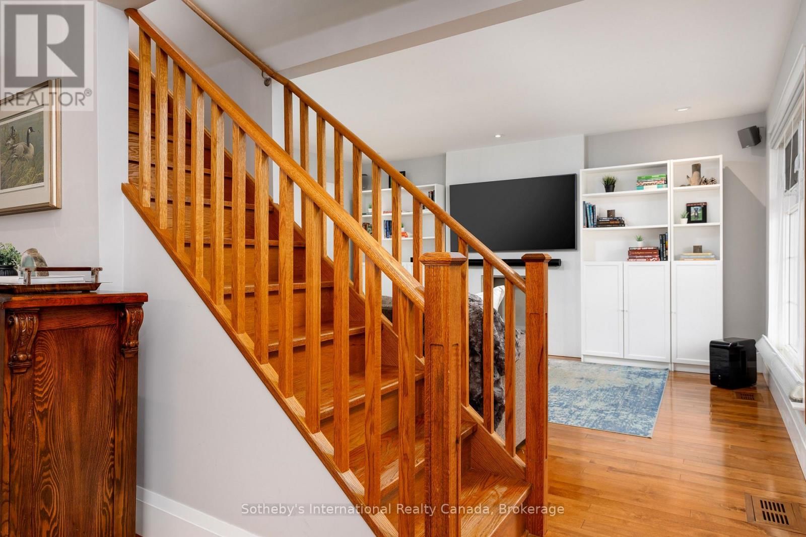 32 ANDERSON STREET Image 21