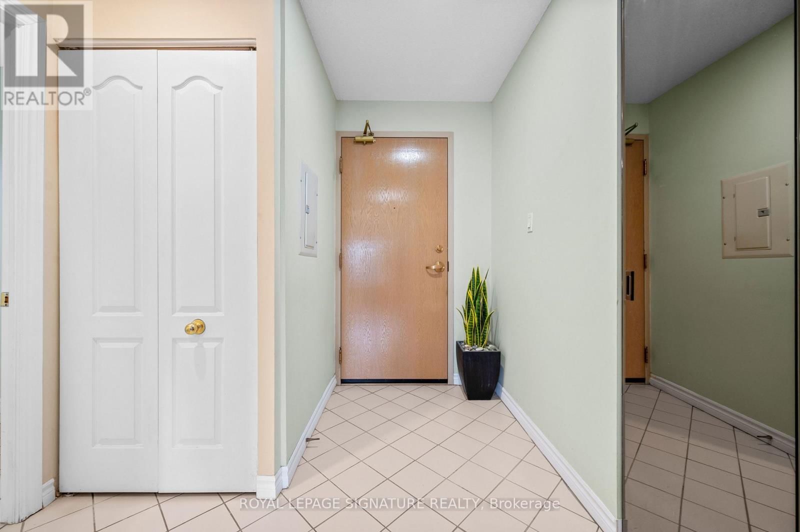 205 - 3 DAYSPRING CIRCLE Image 3