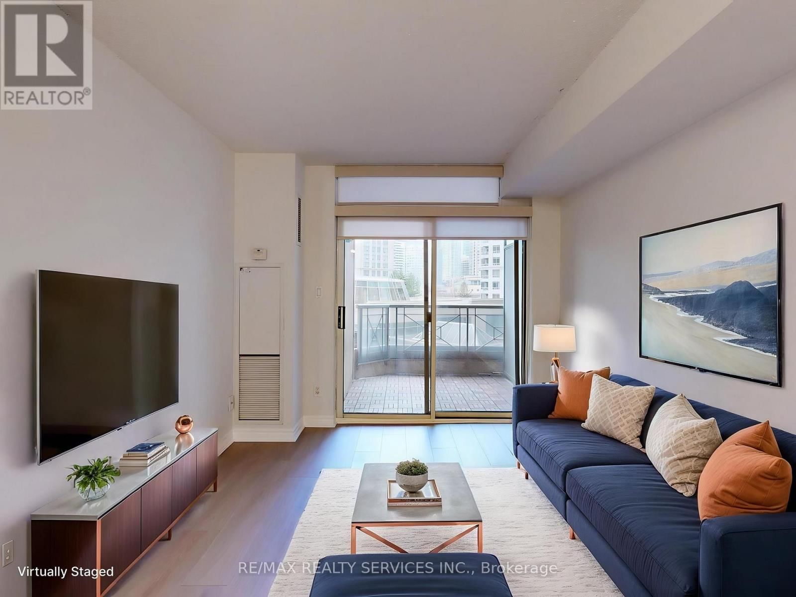 504 - 3880 DUKE OF YORK BOULEVARD Image 1