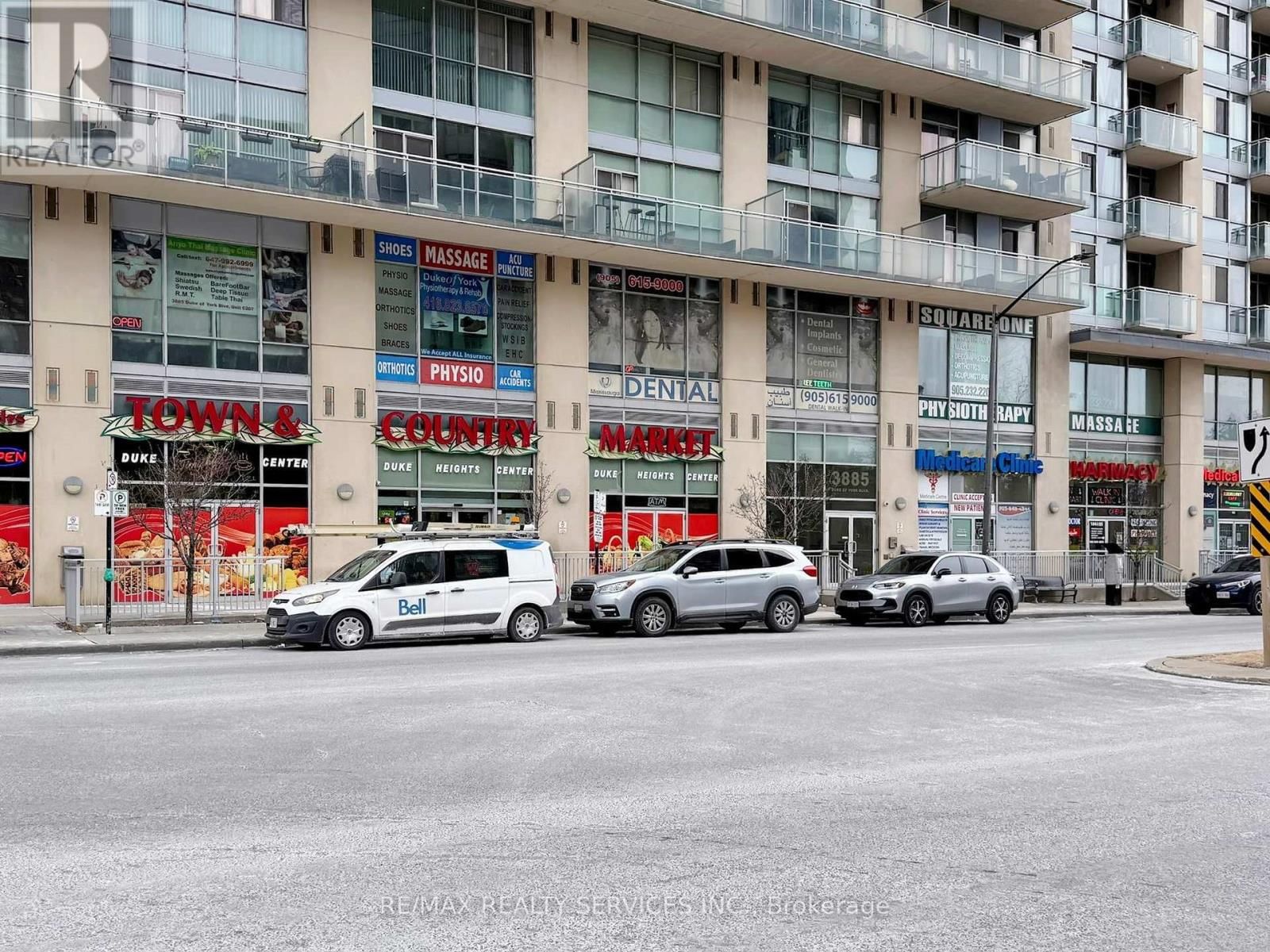 504 - 3880 DUKE OF YORK BOULEVARD Image 46