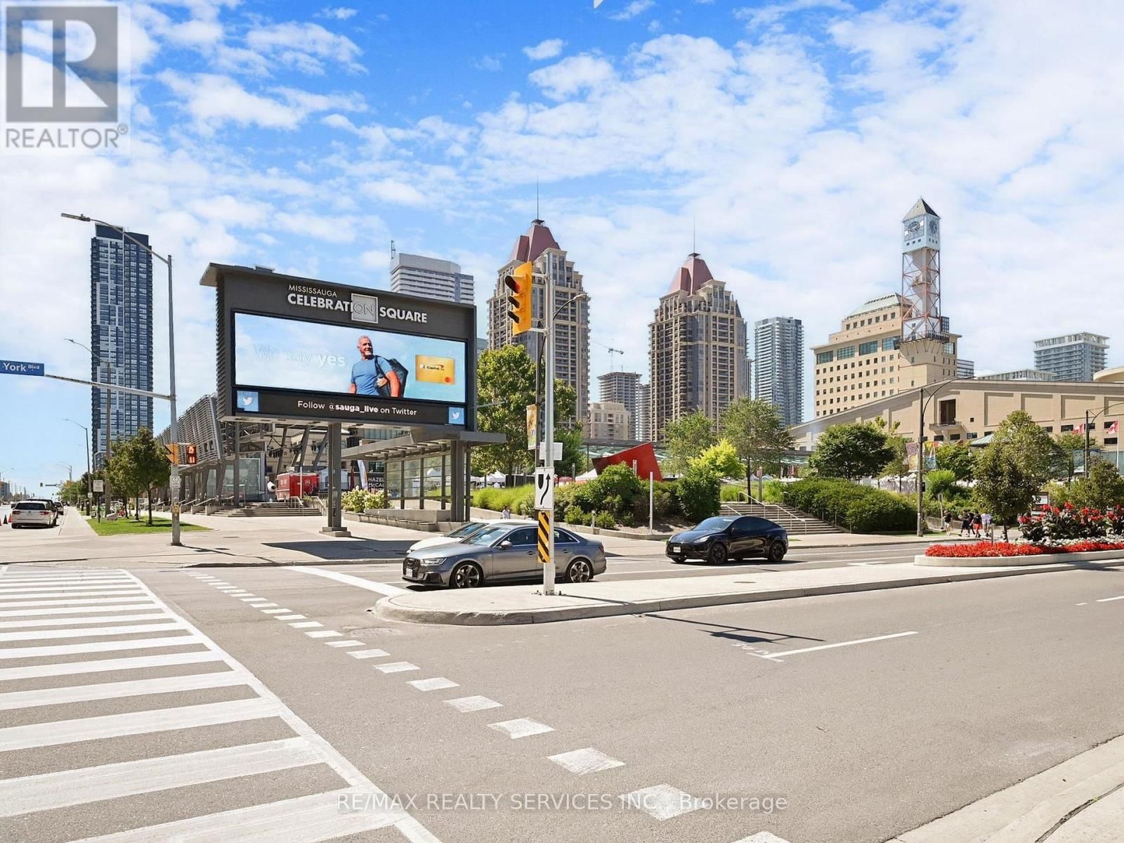 504 - 3880 DUKE OF YORK BOULEVARD Image 47