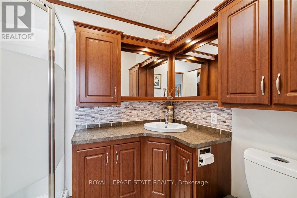 13 Spruce - 4449 MILBUROUGH LINE Image 18