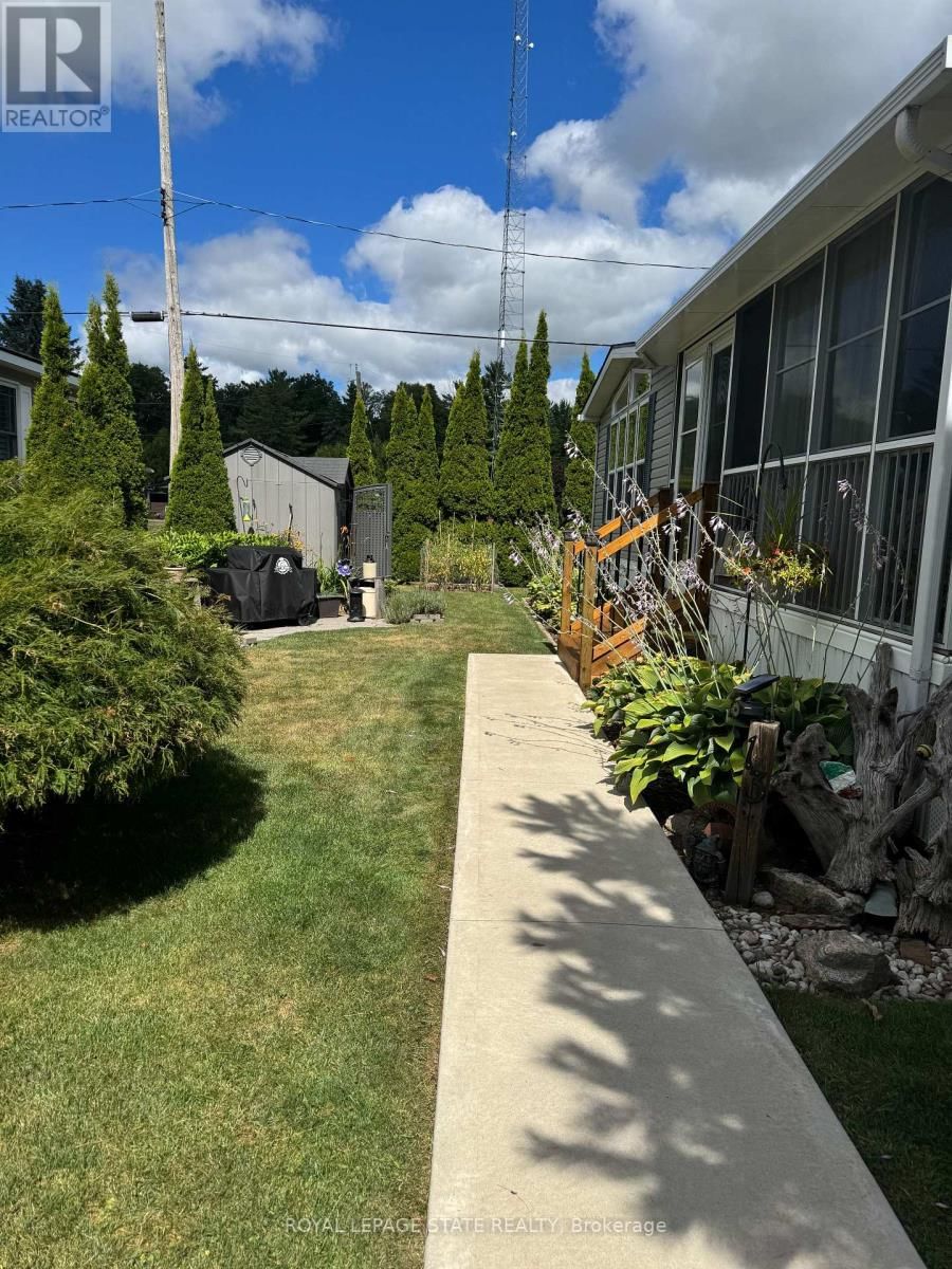 13 Spruce - 4449 MILBUROUGH LINE Image 21