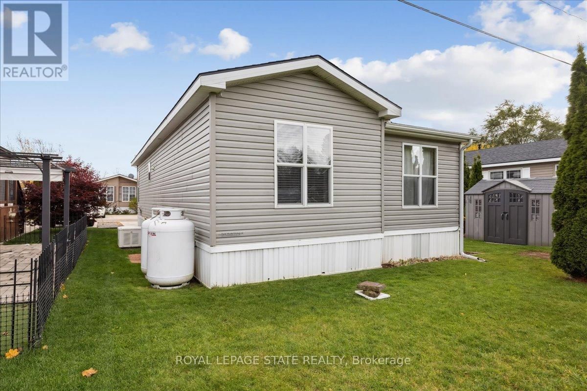 13 Spruce - 4449 MILBUROUGH LINE Image 22