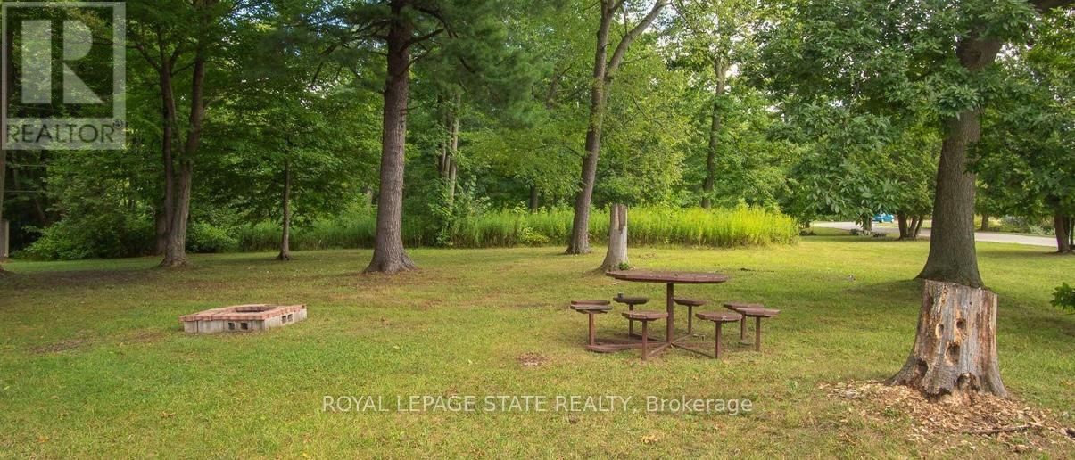 13 Spruce - 4449 MILBUROUGH LINE Image 37