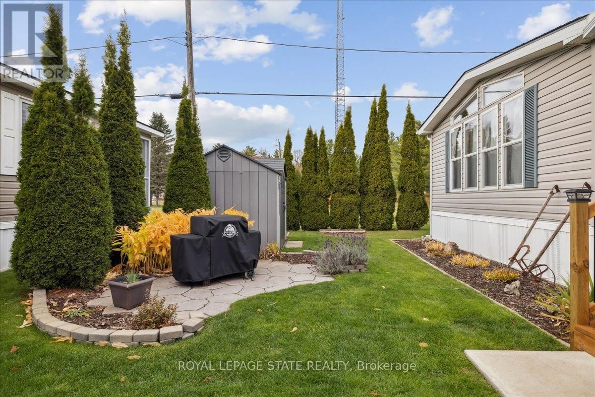 13 Spruce - 4449 MILBUROUGH LINE Image 9