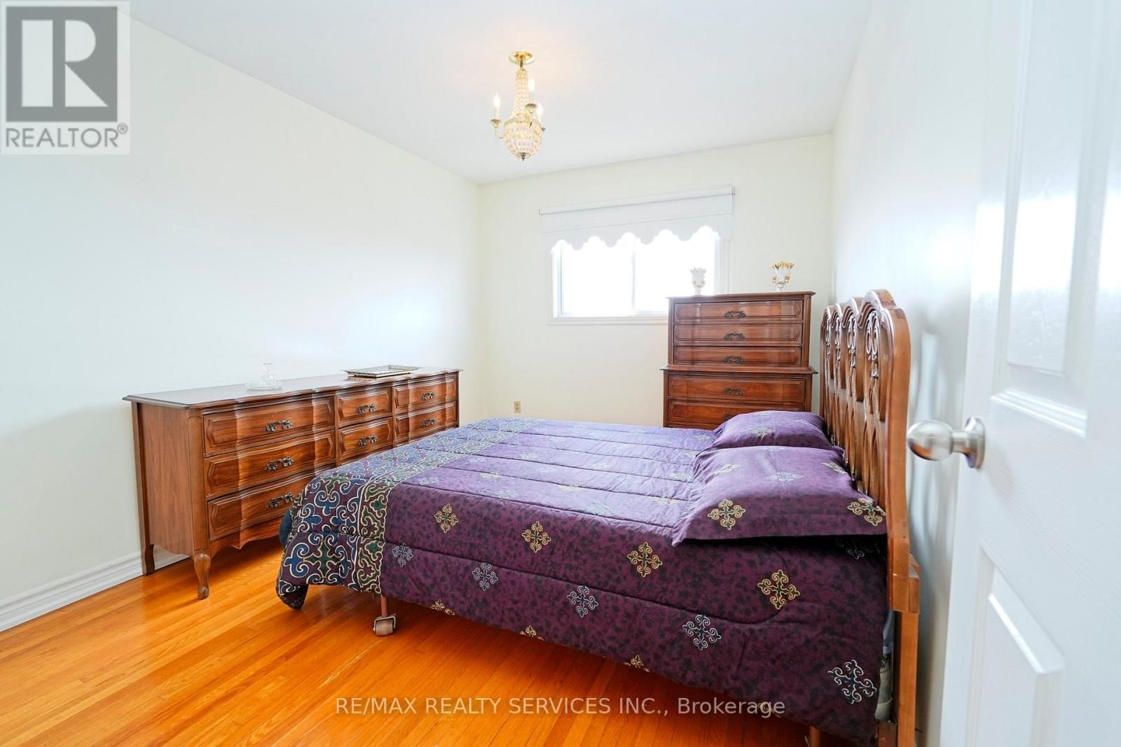 8 CHERYL COURT Image 19