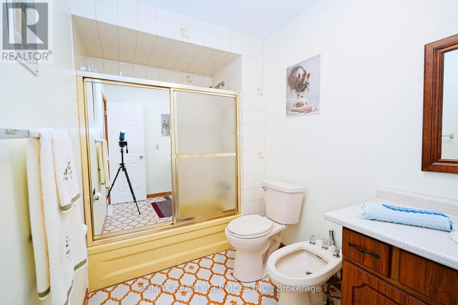 8 CHERYL COURT Image 23