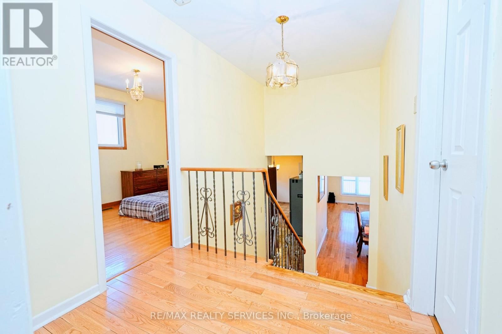 8 CHERYL COURT Image 24