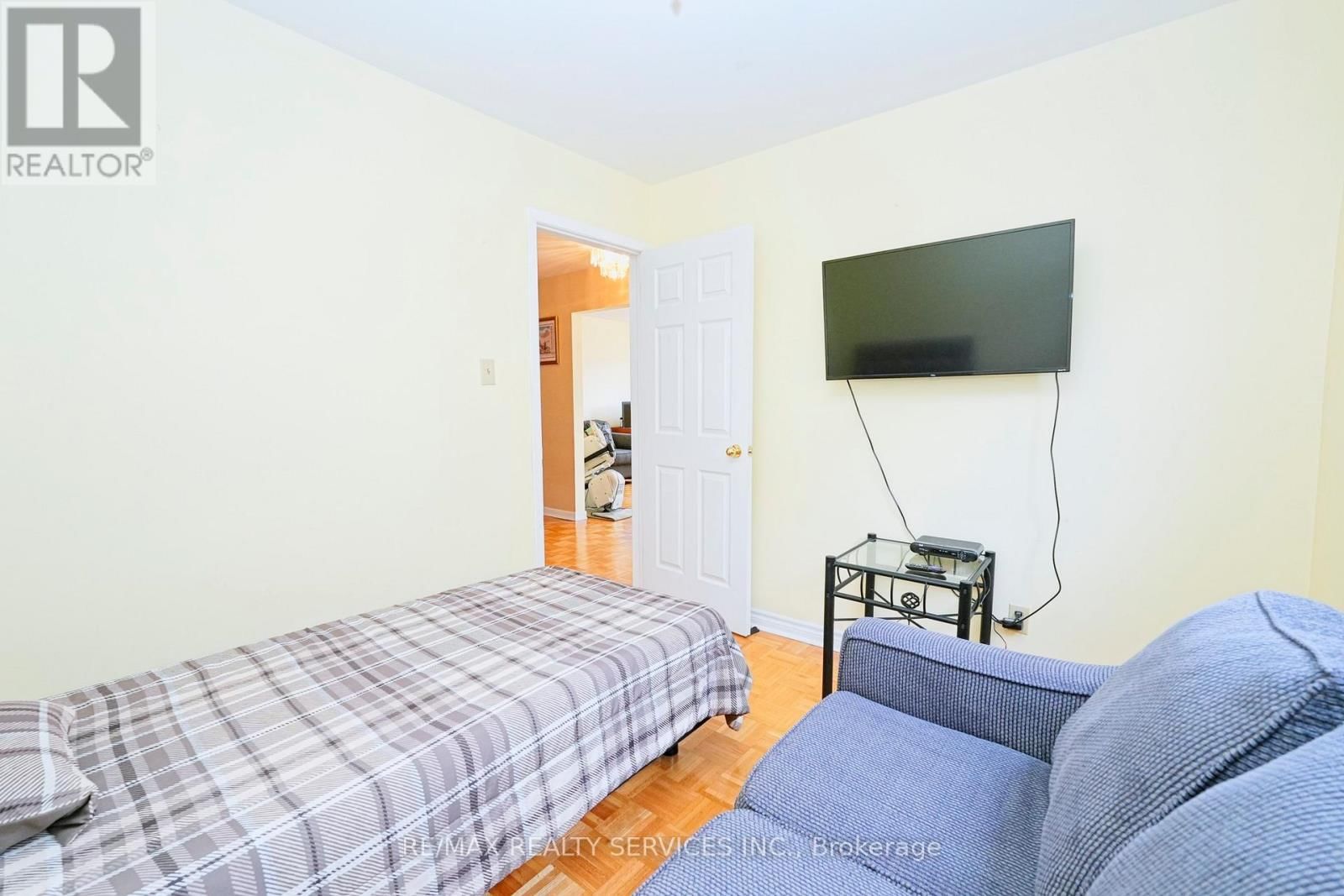 8 CHERYL COURT Image 27