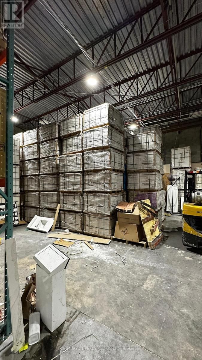 21 - 2074 STEELES AVENUE EAST Image 10