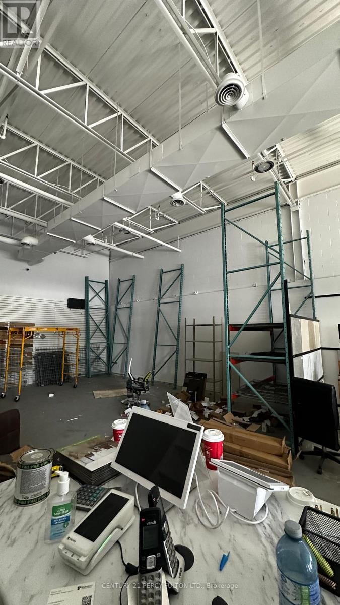 21 - 2074 STEELES AVENUE EAST Image 14