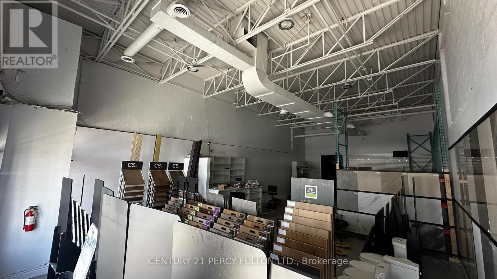 21 - 2074 STEELES AVENUE EAST Image 9