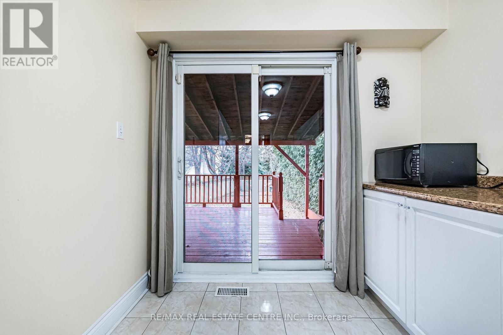 1 NORTHGATE BOULEVARD Image 11