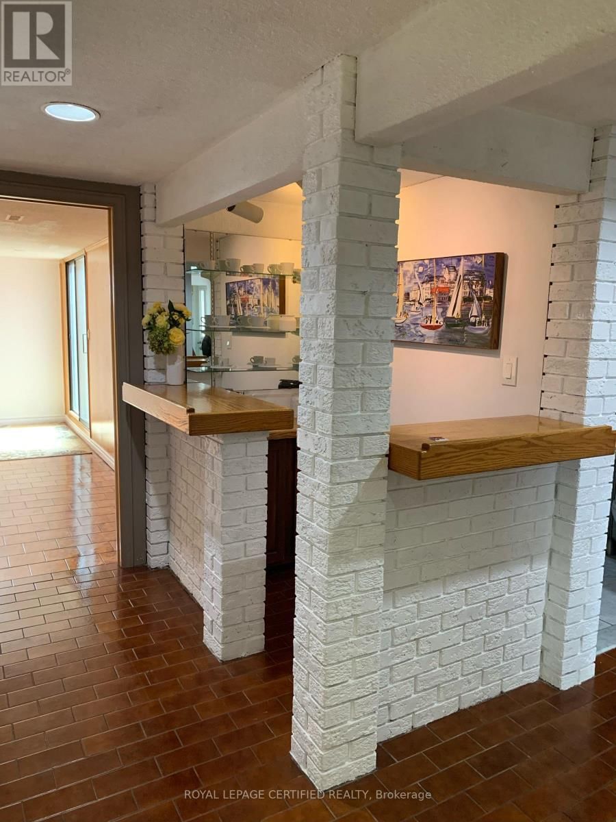 7497 MIDDLESHIRE DRIVE Image 31