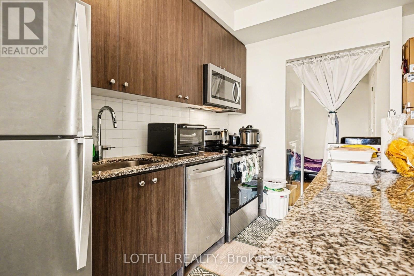 510 - 1415 DUNDAS STREET EAST Image 12