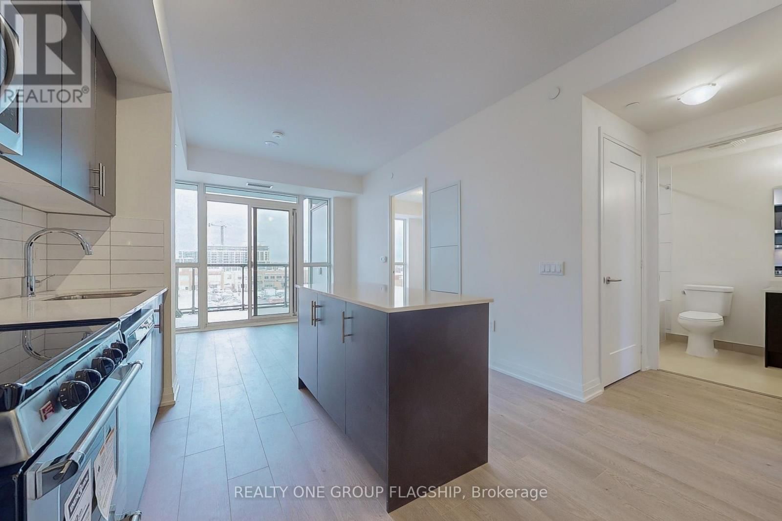 410 - 509 DUNDAS STREET WEST Image 15