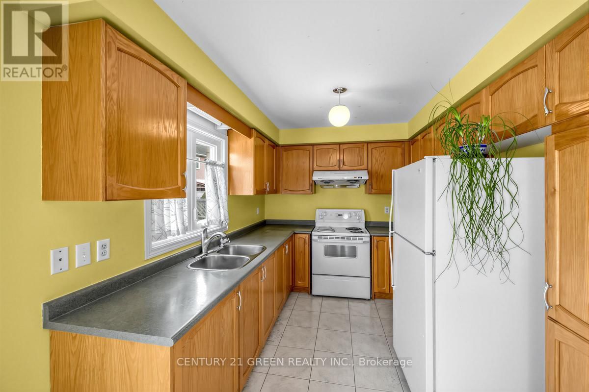 45 DOLPHIN SONG CRESCENT Image 15