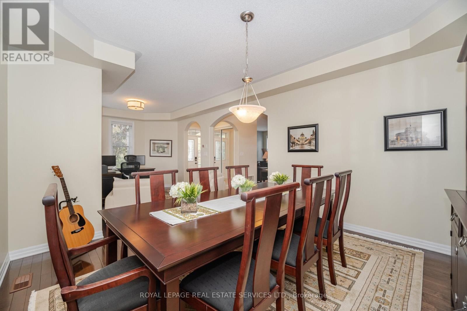 444 COOMBS COURT Image 11