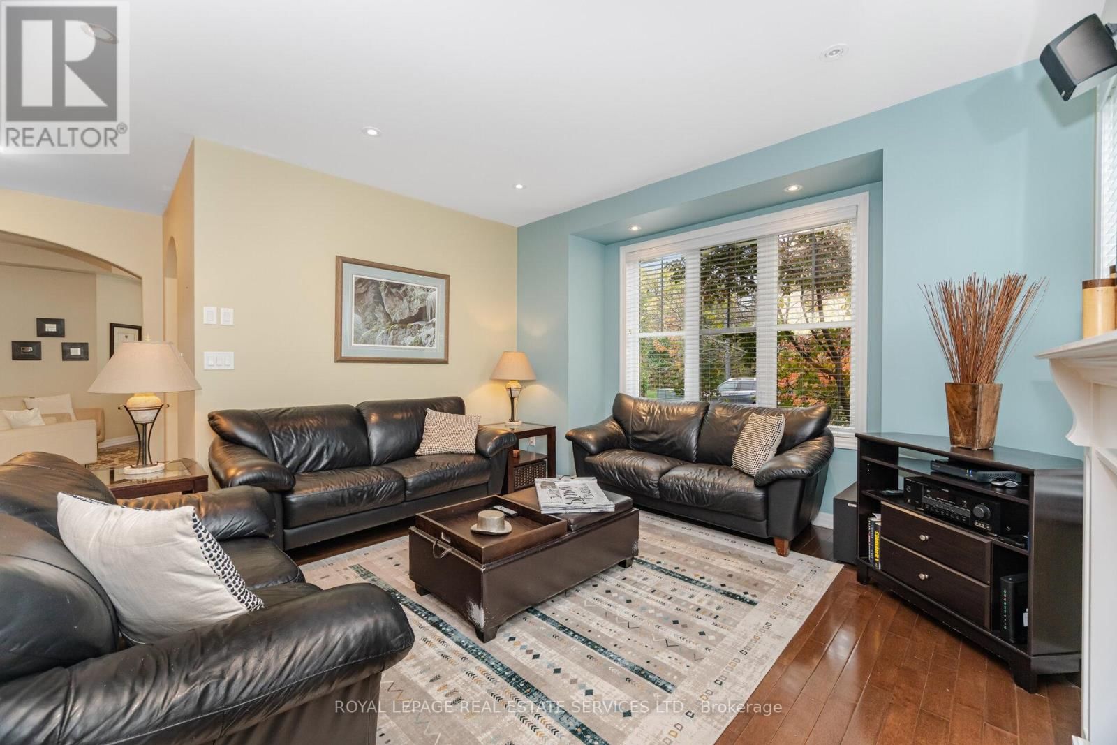 444 COOMBS COURT Image 13