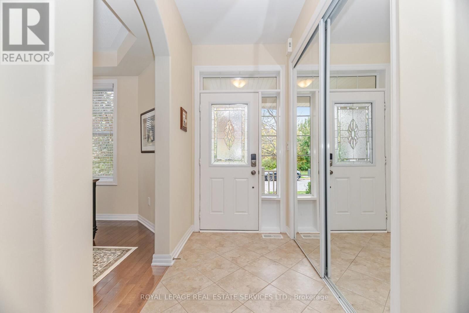 444 COOMBS COURT Image 8