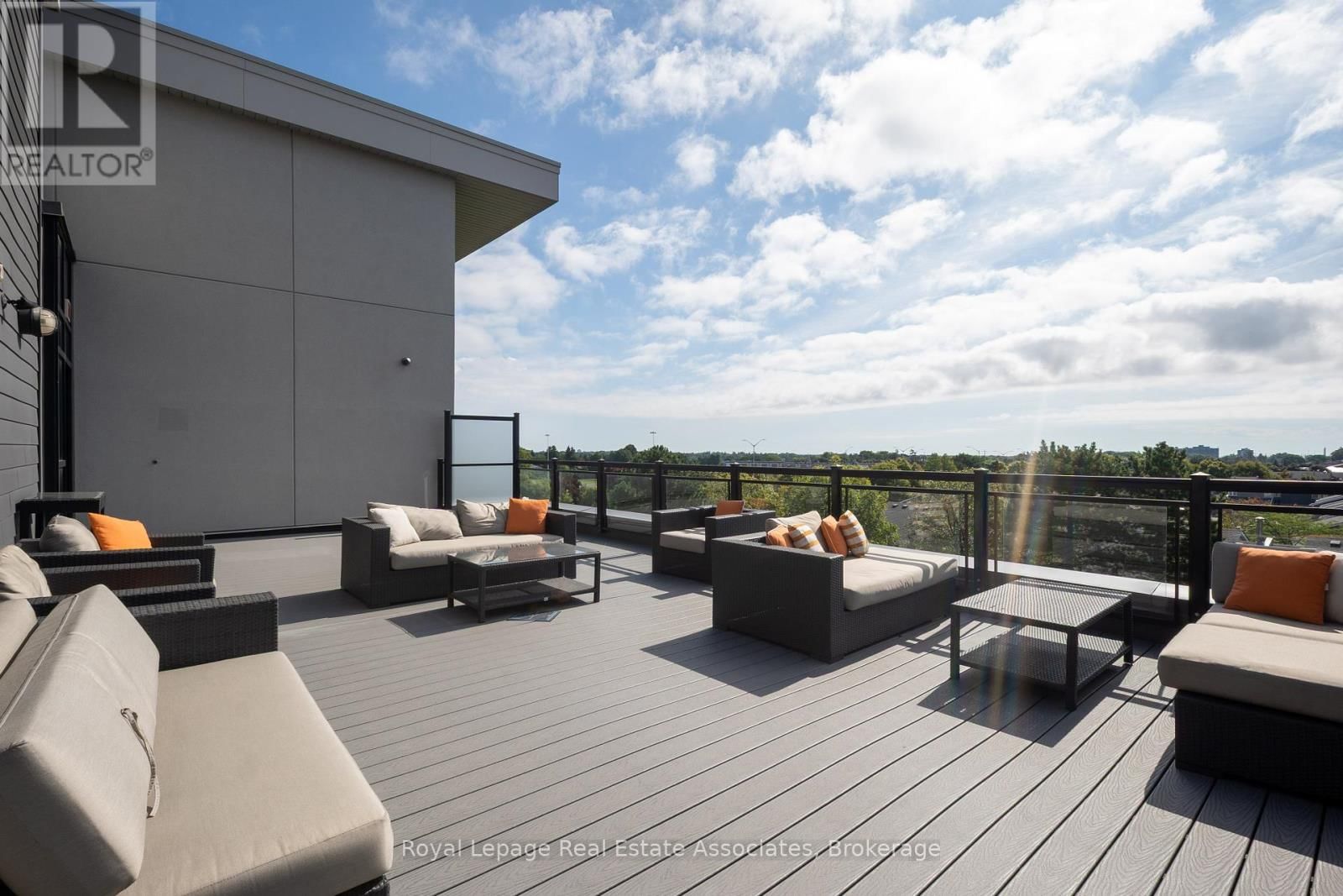 108 - 3170 ERIN MILLS PARKWAY Image 13