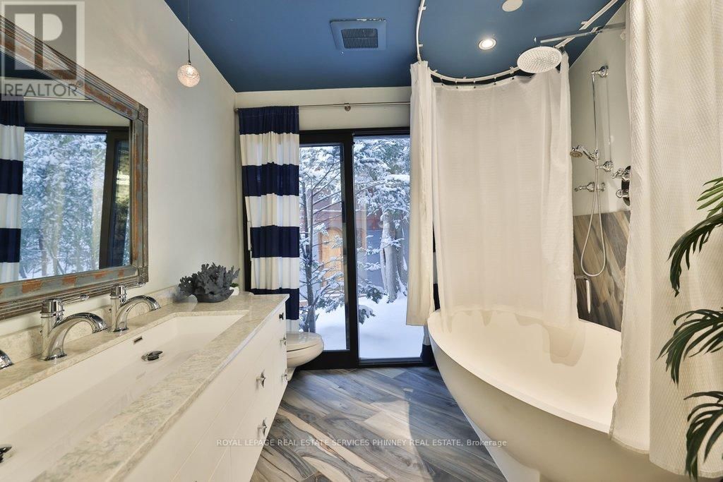 1352 NOCTURNE COURT Image 21