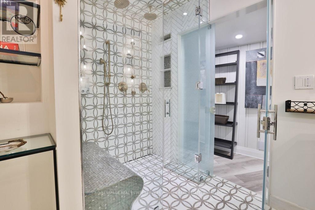 1352 NOCTURNE COURT Image 29