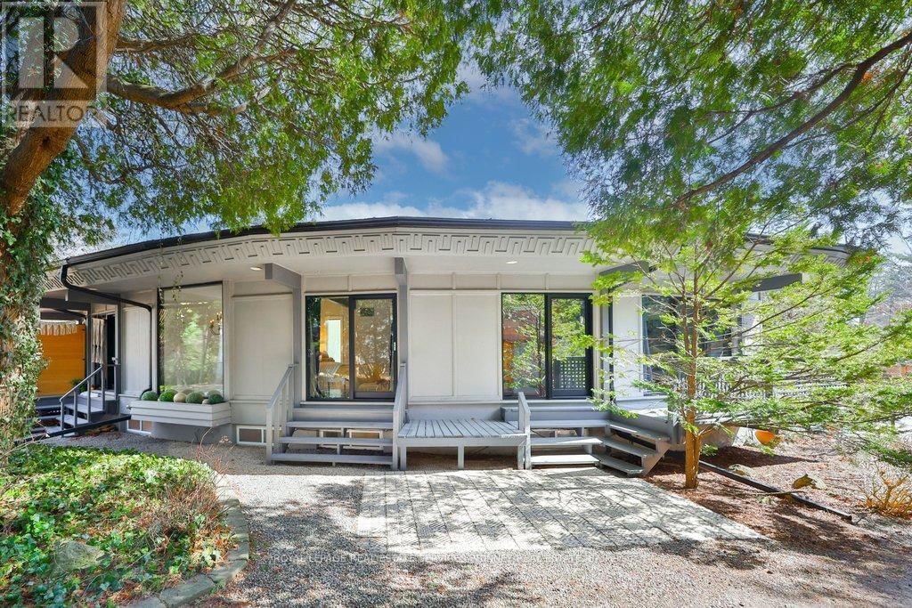 1352 NOCTURNE COURT Image 35