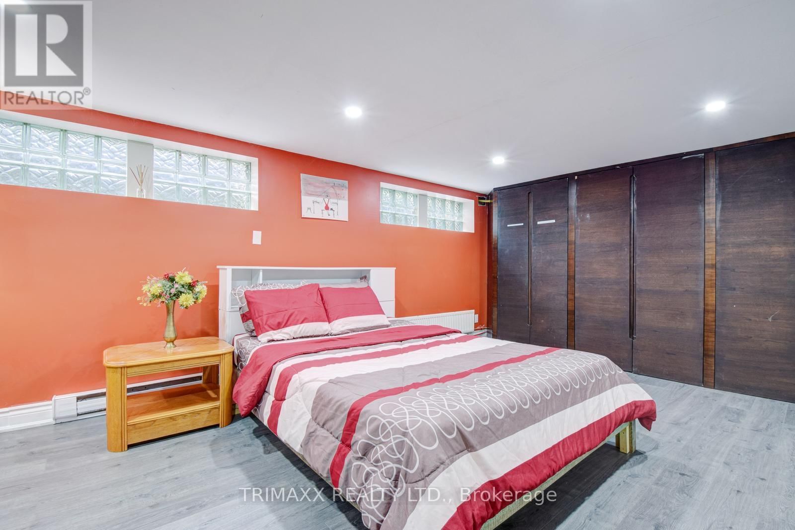 4069 CHARLESTON SIDEROAD Image 15